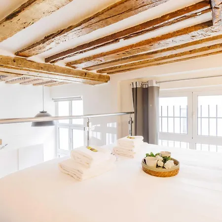 Quiet 1br - 4p - Quartier Du Mail